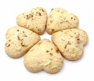 Een rondje met koekjes in hartvorm